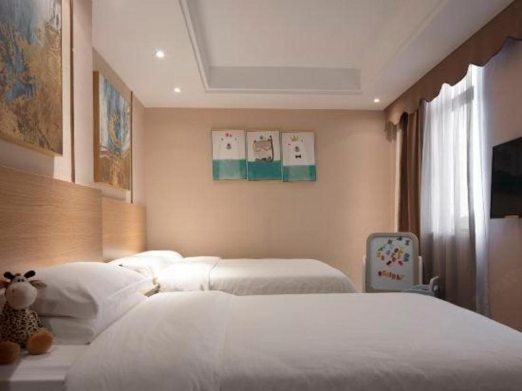 T Social Hotel Guangzhou Railway Station Branch Exteriör bild
