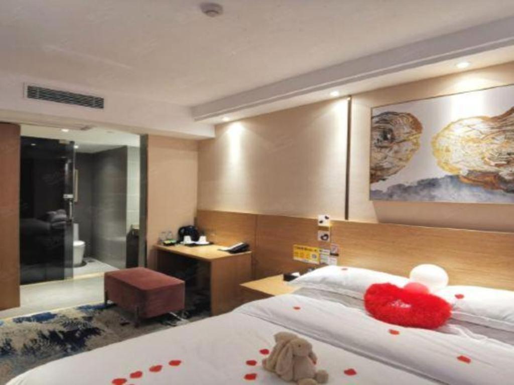 T Social Hotel Guangzhou Railway Station Branch Exteriör bild