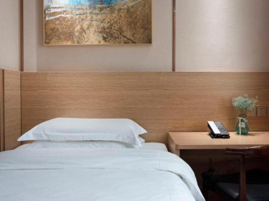 T Social Hotel Guangzhou Railway Station Branch Exteriör bild