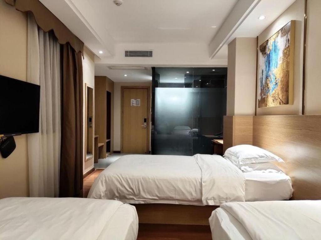 T Social Hotel Guangzhou Railway Station Branch Exteriör bild