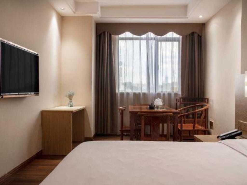 T Social Hotel Guangzhou Railway Station Branch Exteriör bild