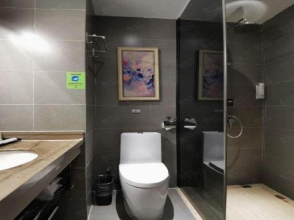 T Social Hotel Guangzhou Railway Station Branch Exteriör bild