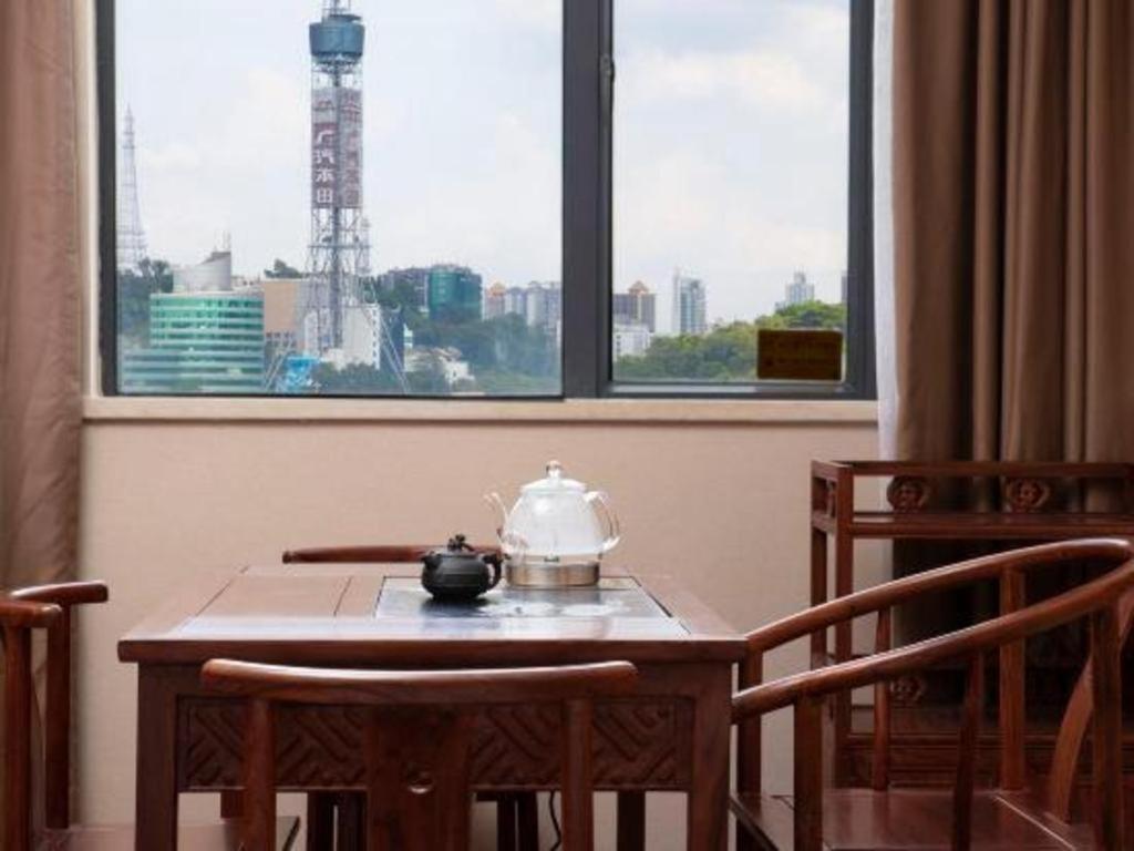 T Social Hotel Guangzhou Railway Station Branch Exteriör bild