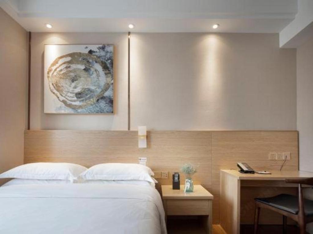 T Social Hotel Guangzhou Railway Station Branch Exteriör bild